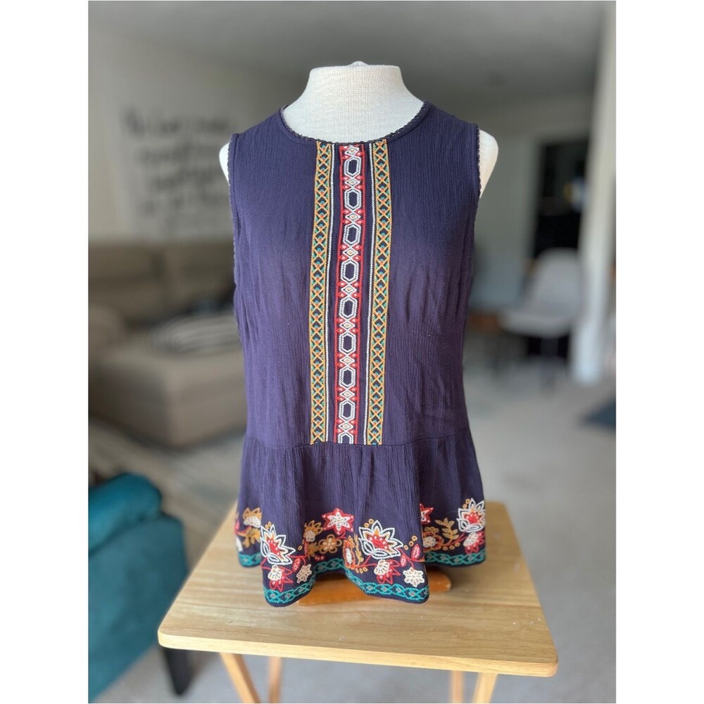 Alya Women's Navy Crinkle Knit Embroidered Peplum Tank Top - Festival Boho - GUC